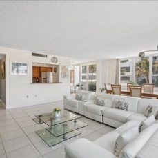 04-Camillo-3505 S Ocean Dr #201-4.jpg