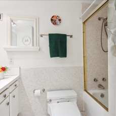 11-Camillo-3505 S Ocean Dr #201-11.jpg