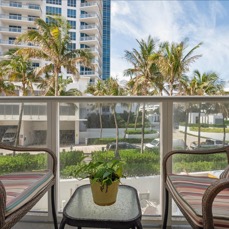 16-Camillo-3505 S Ocean Dr #201-17.jpg