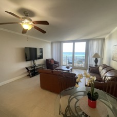 Living Rm.JPG