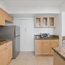 07-Camillo-3505 S Ocean Dr #511-7.jpg
