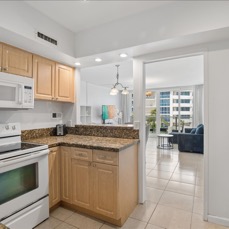 08-Camillo-3505 S Ocean Dr #511-8.jpg